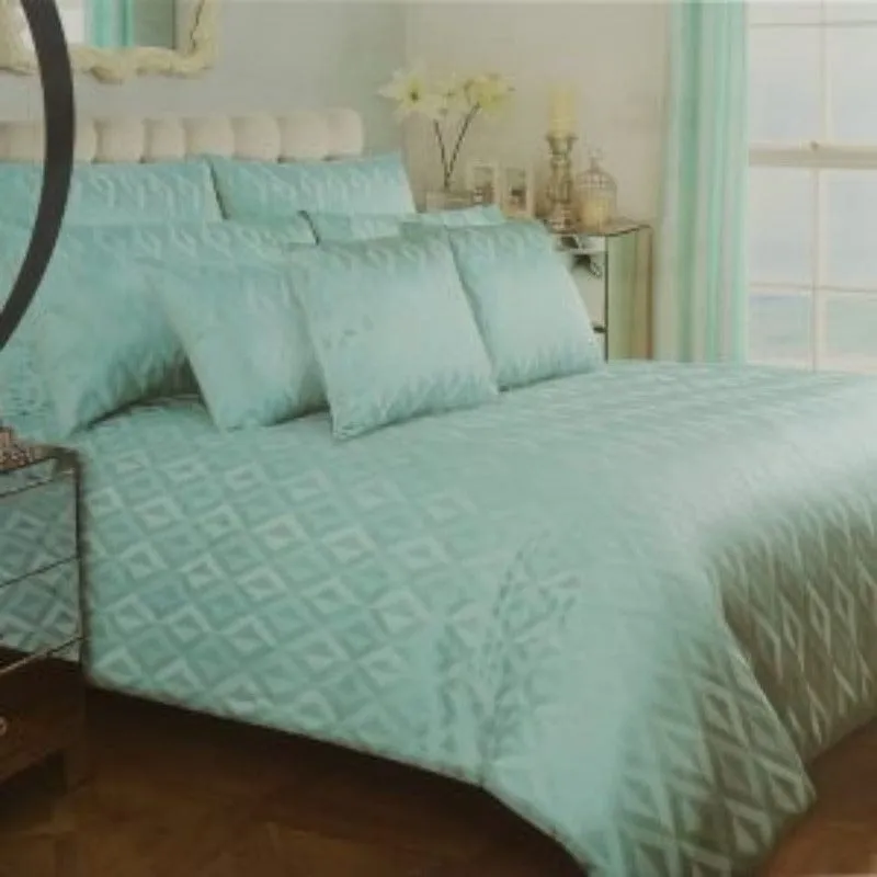 200 Thread Count Cotton Natalia Duvet Covers Set