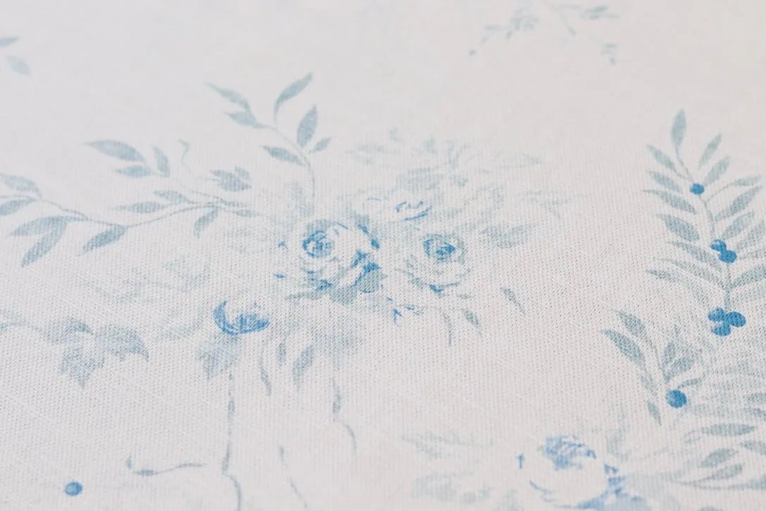 Aimée Bleu on Oyster Linen