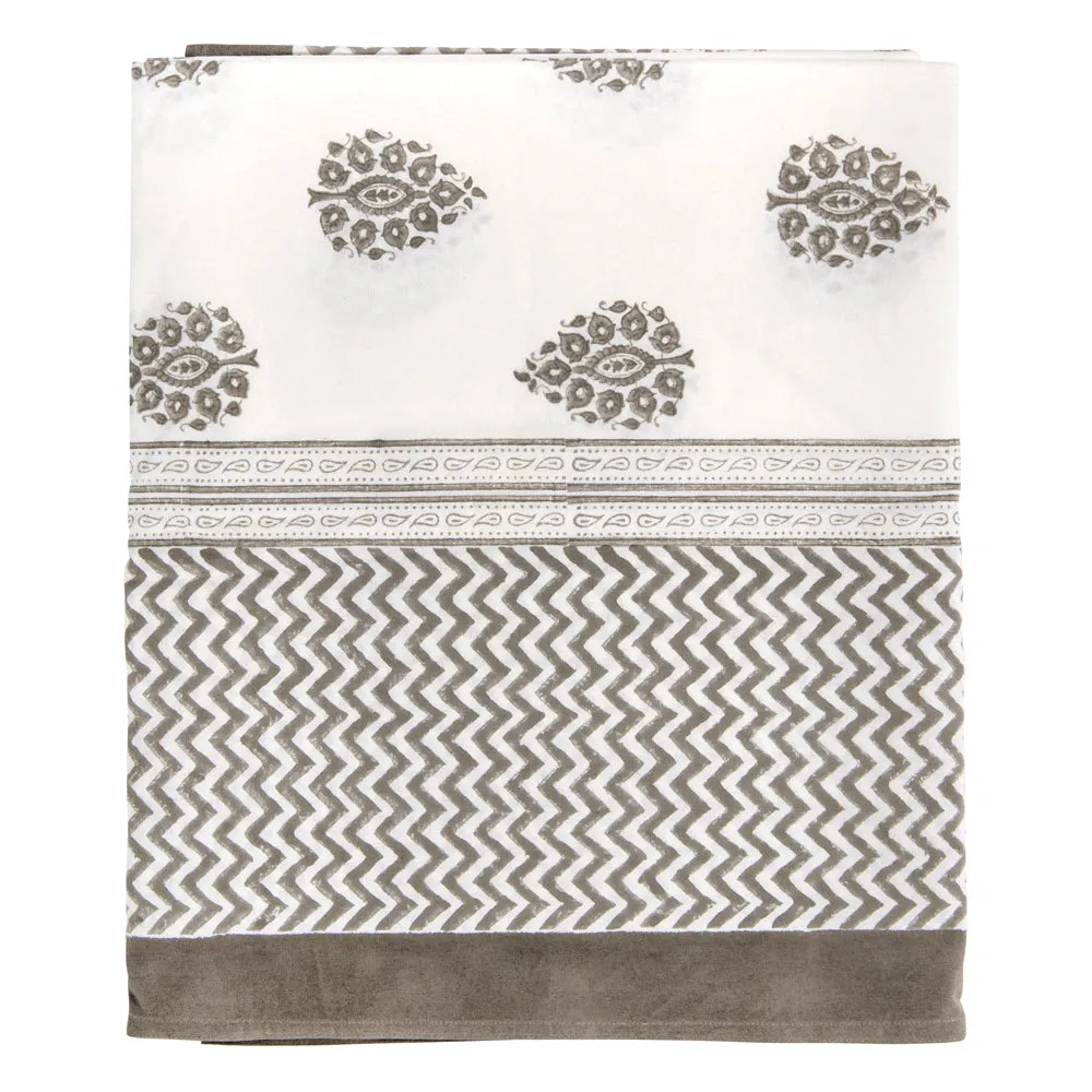 Angela Paisley Print Tablecloth