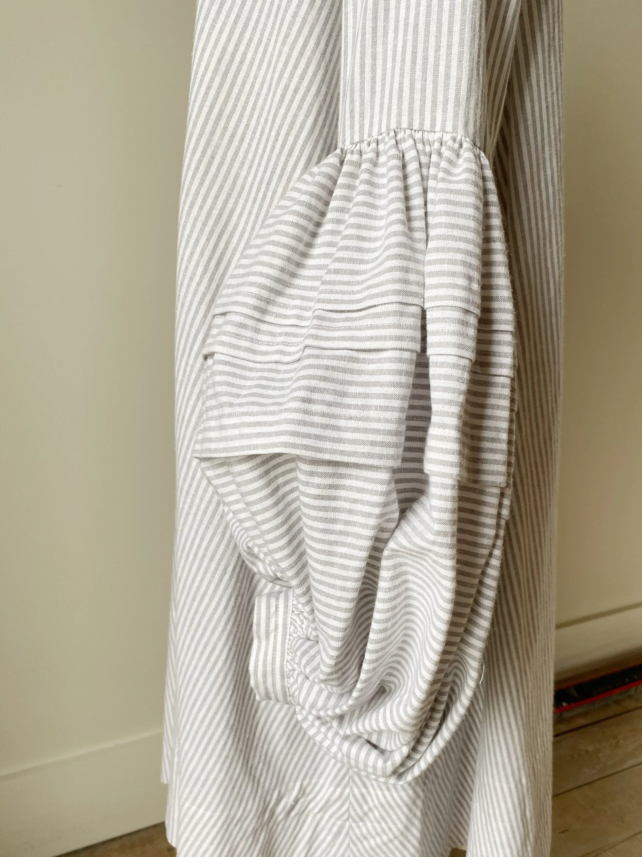 balloon sleeve 3/4 length ticking dress