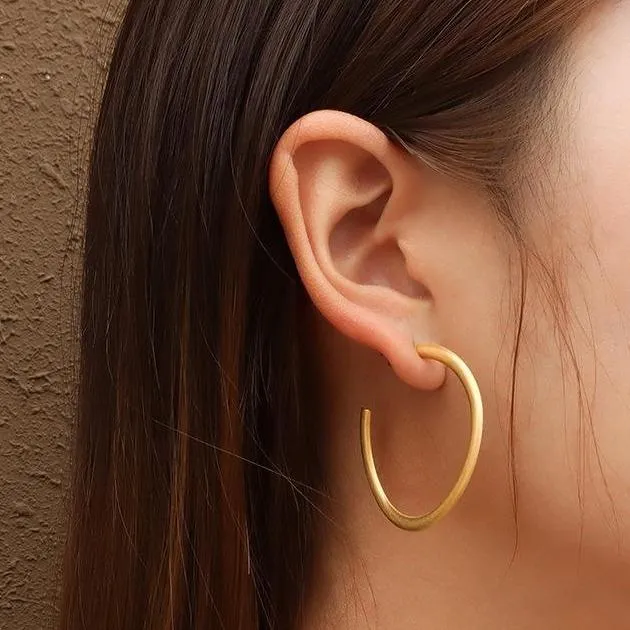Bended Hoop Earrings