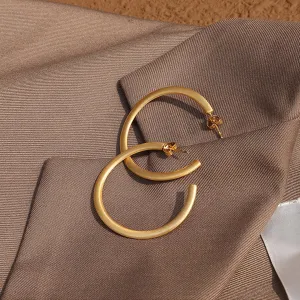 Bended Hoop Earrings