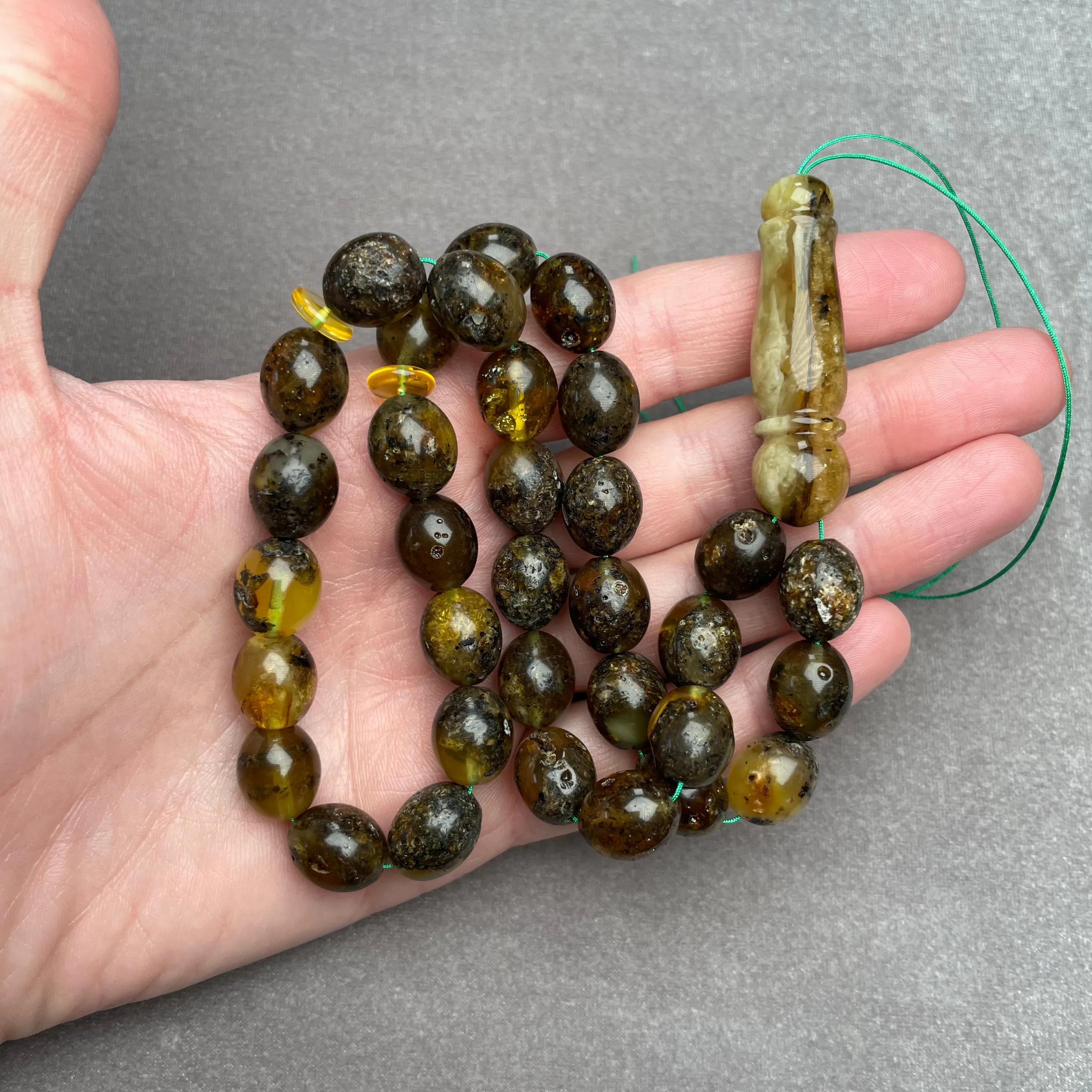 BLACK AMBER MISBAHA 11,3x13,5mm 35,5g