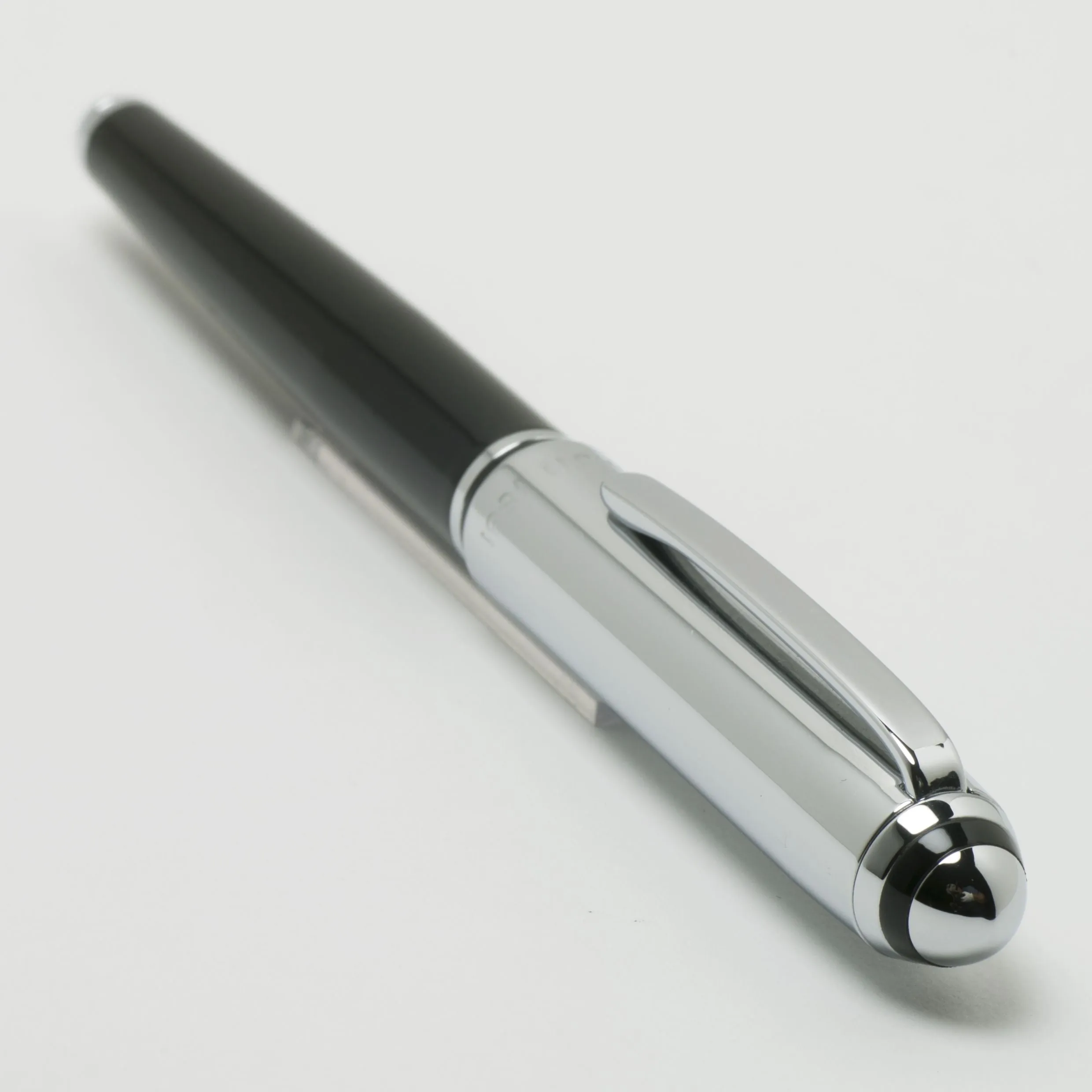 CERRUTI 1881 NSN7632A-Fountain pen Miles Black