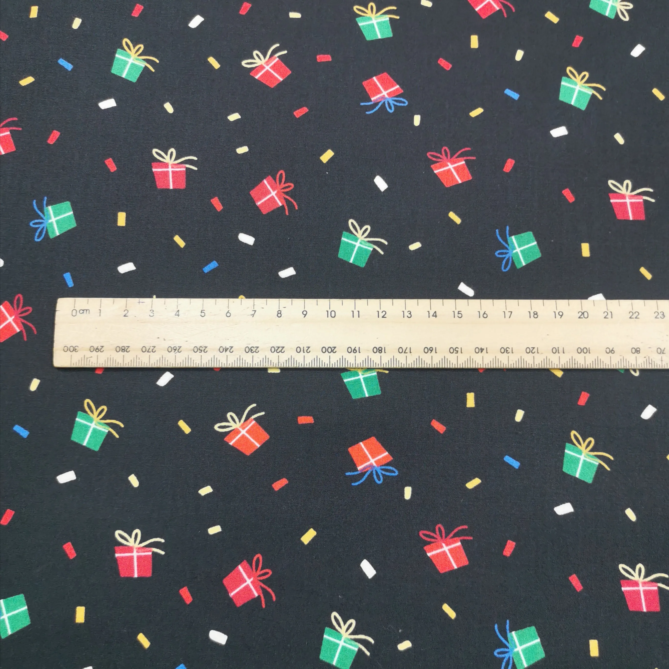 Cotton Poplin, Presents, Black