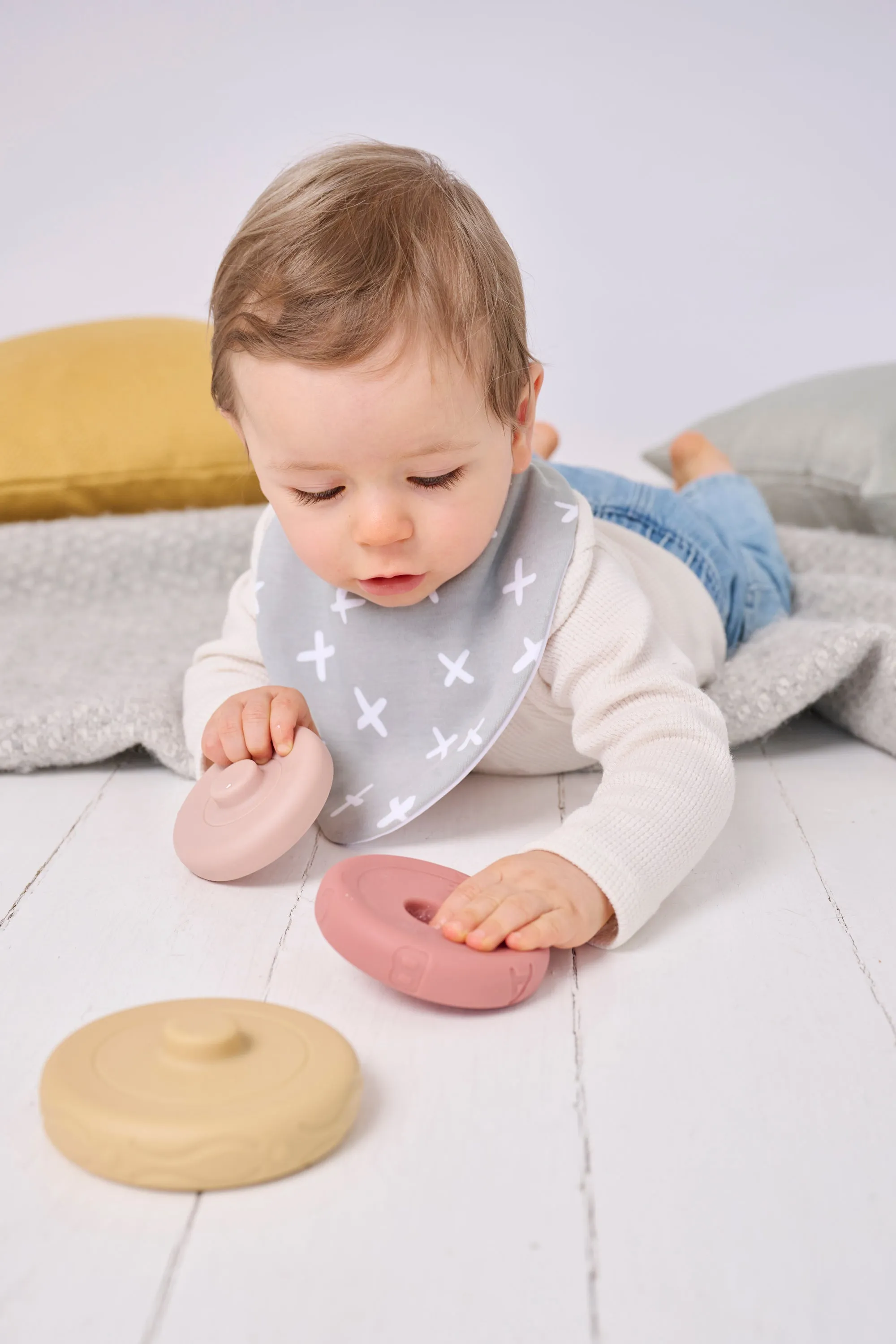 Criss Cross Waterproof Dribble Bib