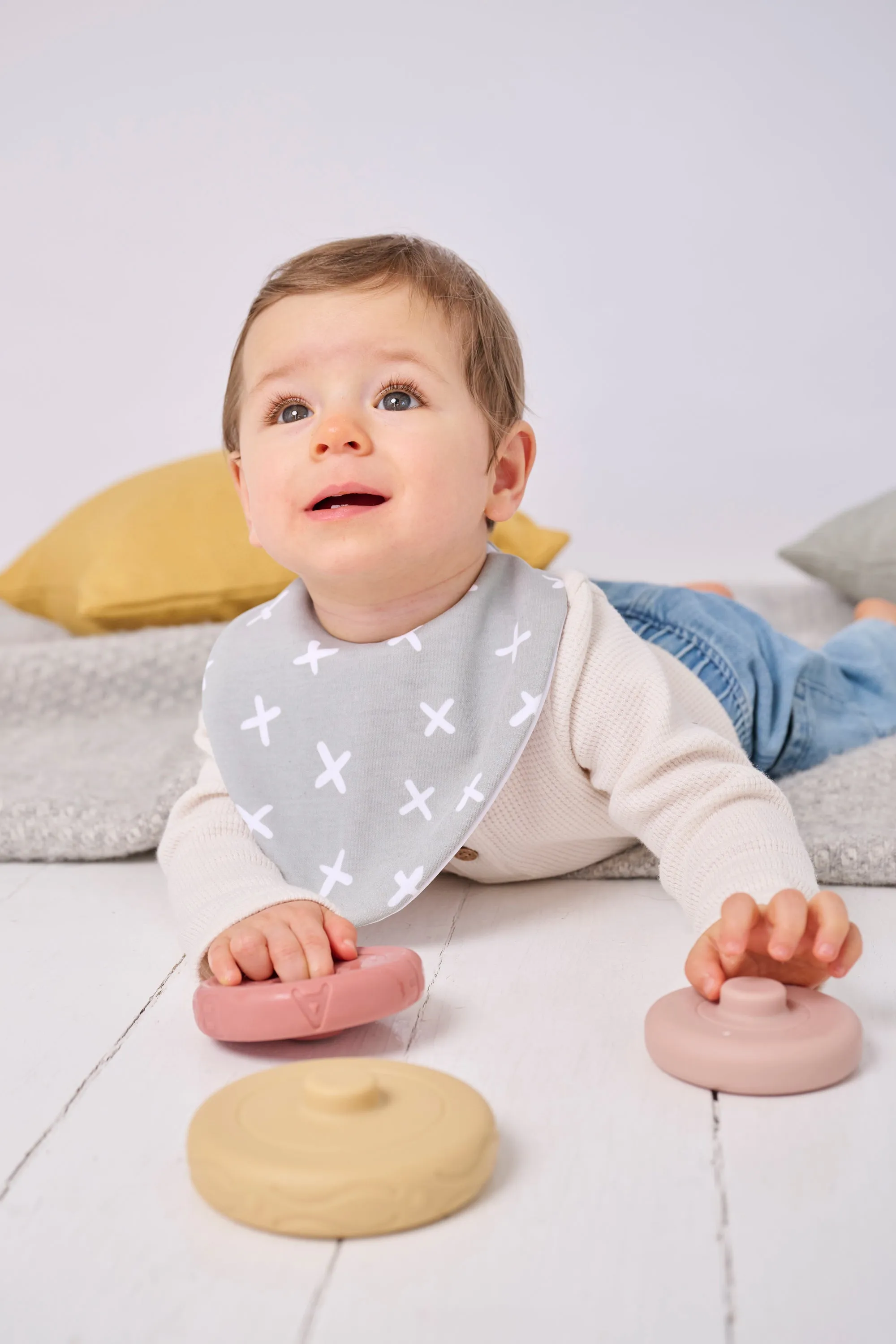 Criss Cross Waterproof Dribble Bib
