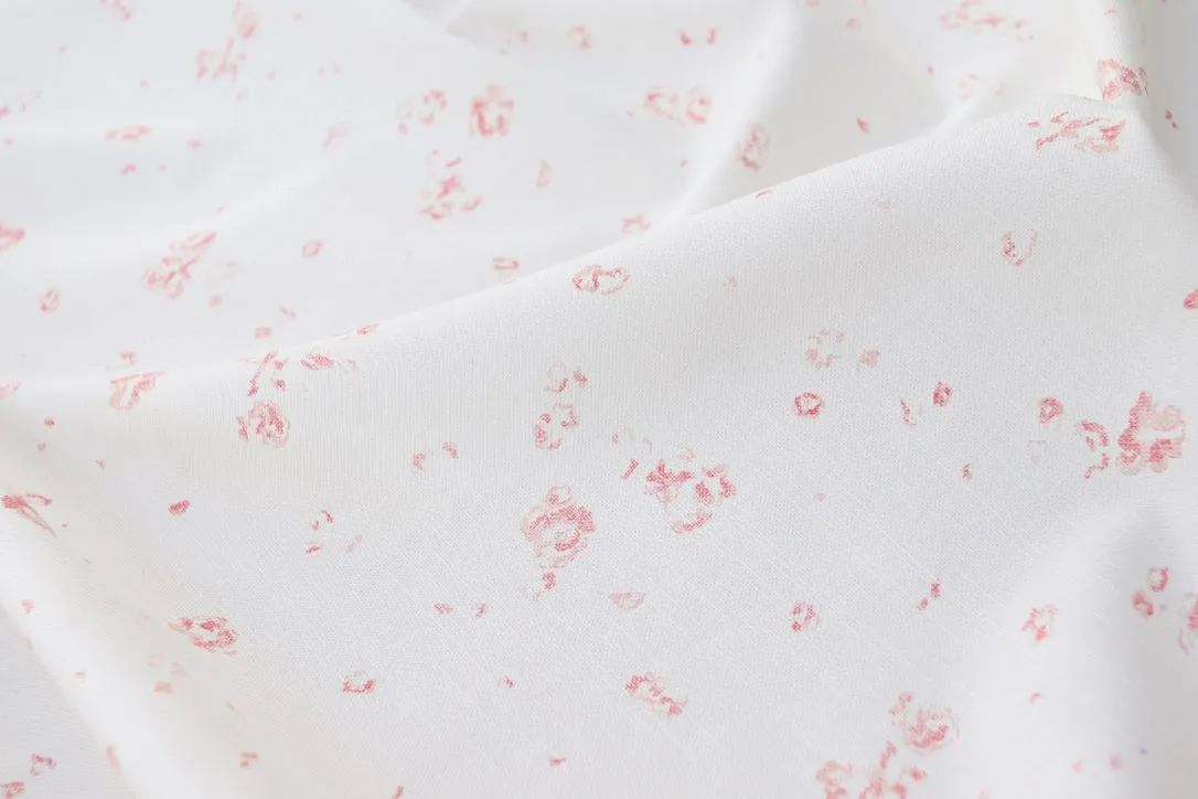 Ditsy Field - On Oyster linen