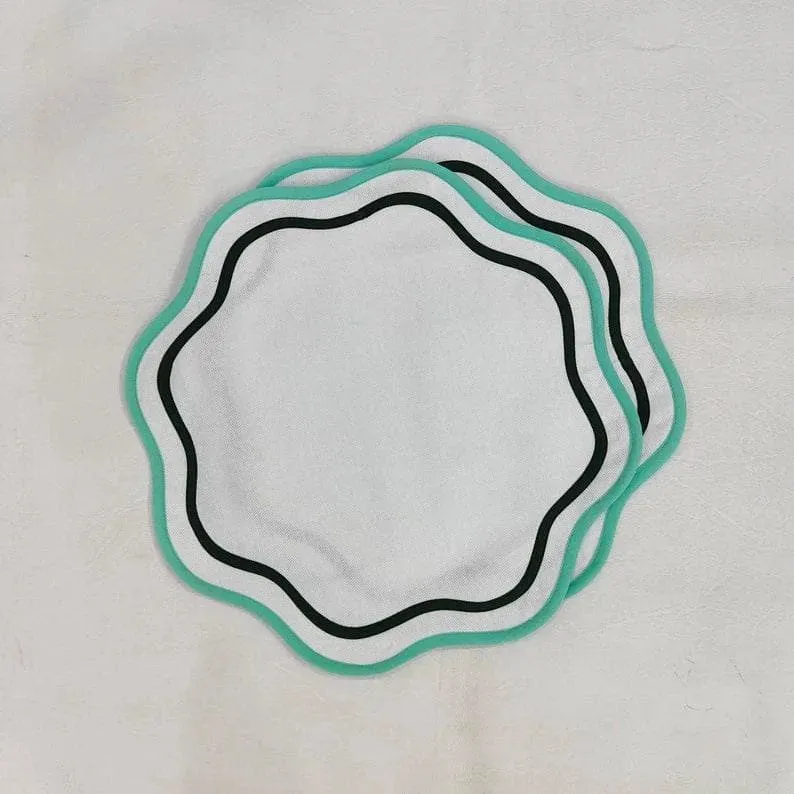 Double Trim Scalloped Round Cotton Placemats