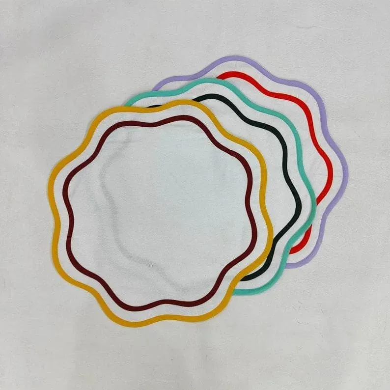 Double Trim Scalloped Round Cotton Placemats