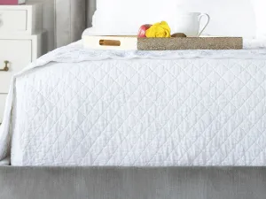 Emily King Coverlet / White Linen 112X98