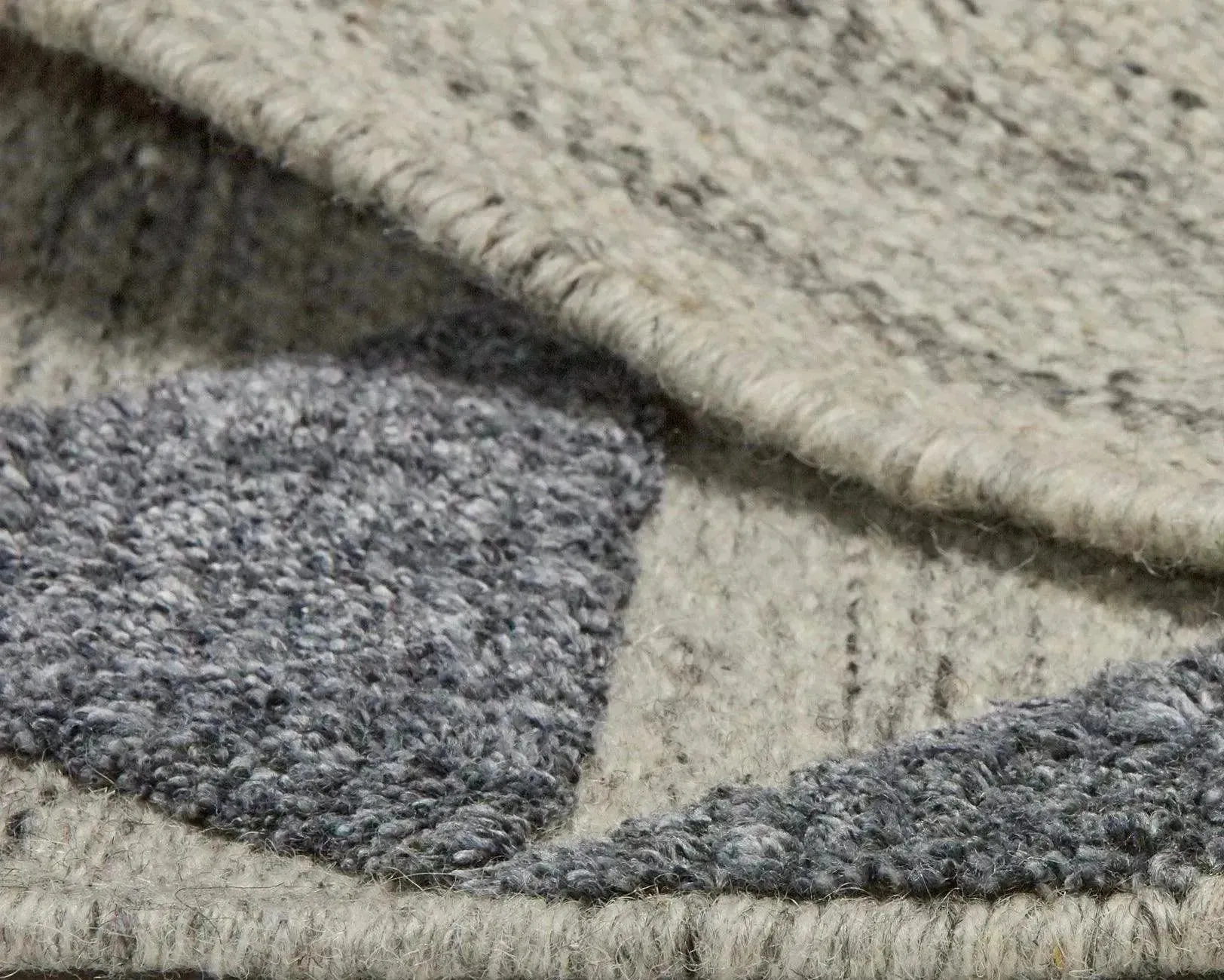 Estelle Peaks Ash Modern Silk Rug