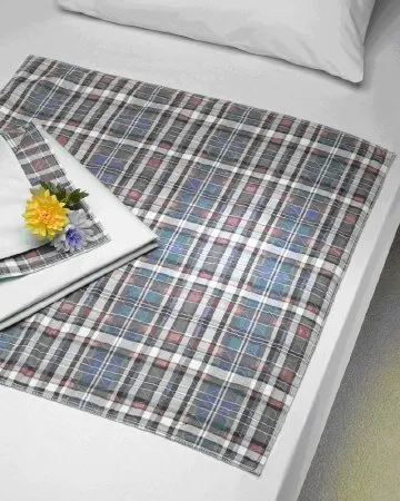 Flaps Plaidbex¨ Reusable Polyester / Rayon Absorbent Underpad with Tuckable