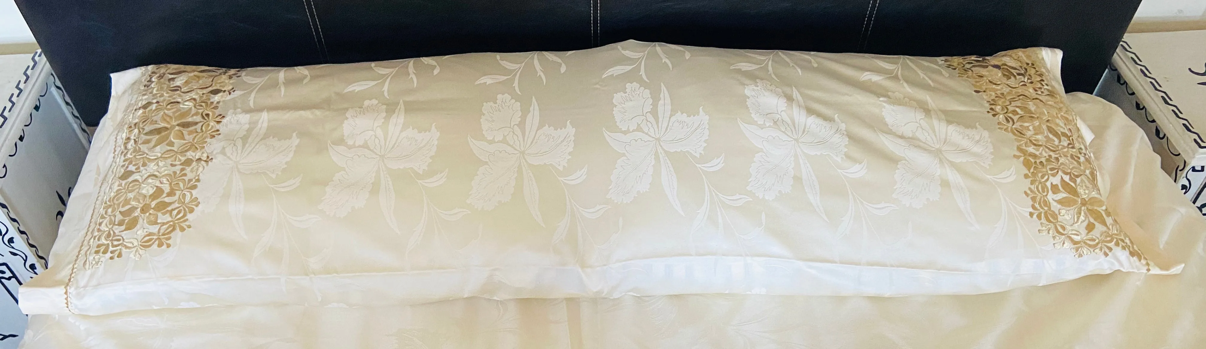 Floral Moroccan Hand Embroidered Bedding Set