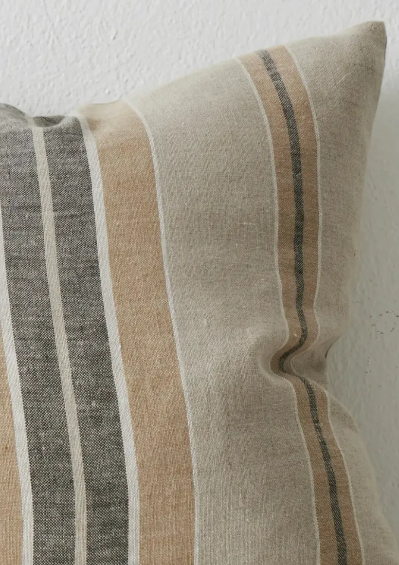 Franco Cushion Clay