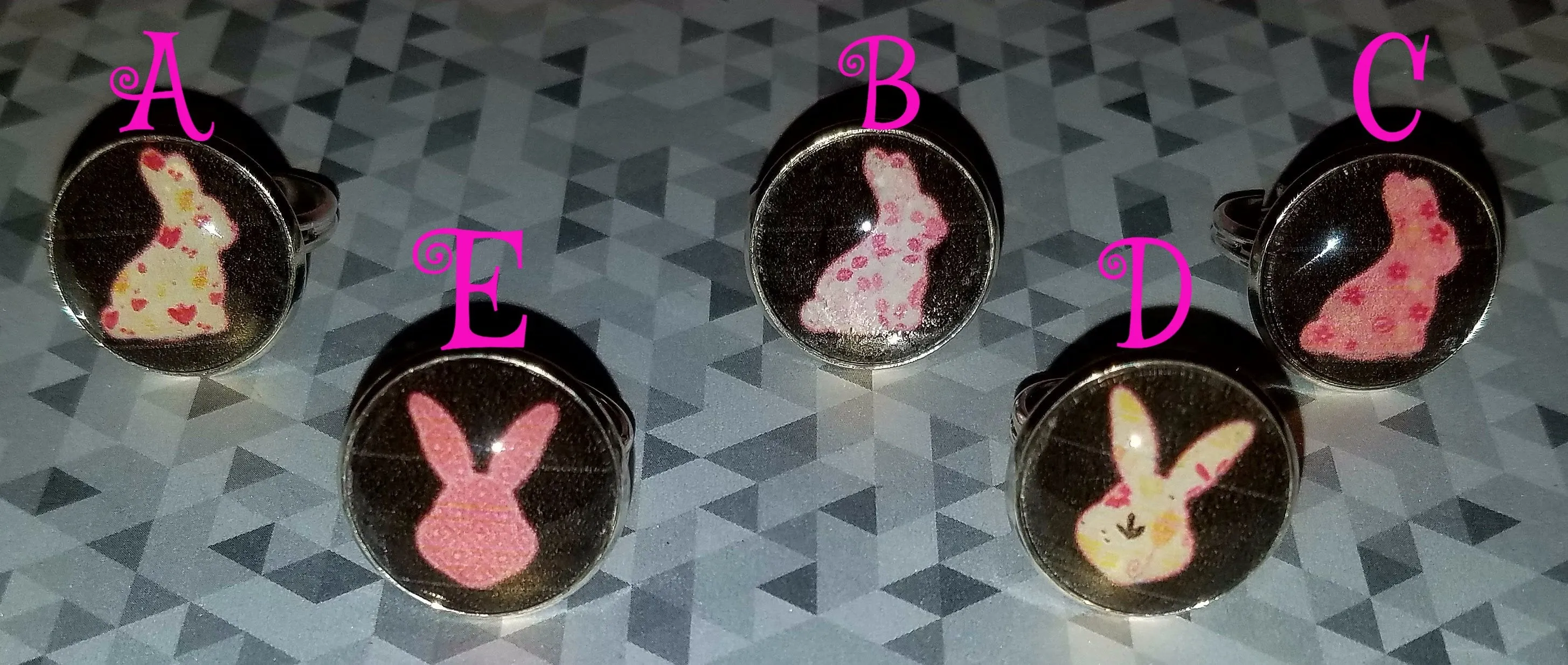 Hase Cabochon Ring