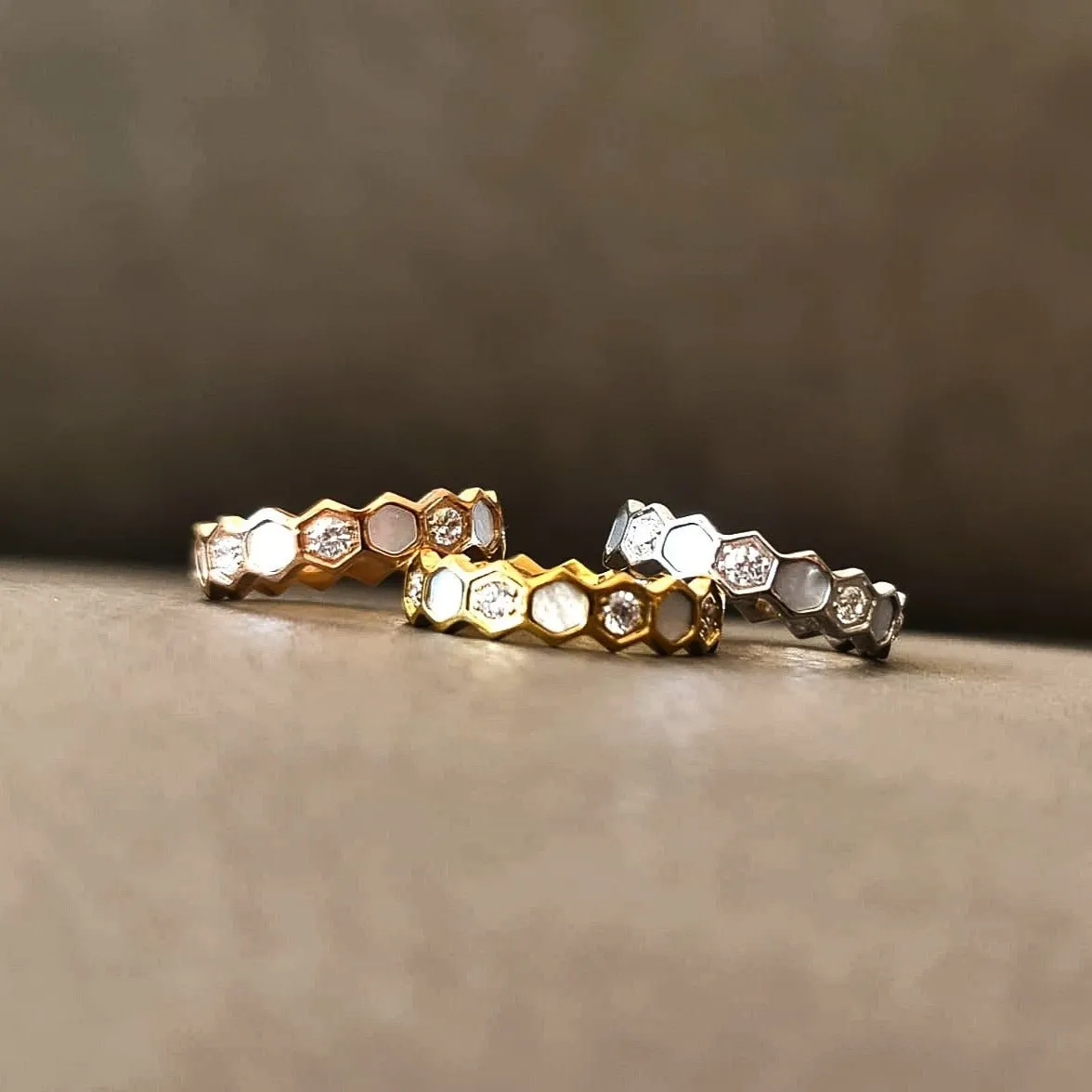 Honeycomb Silver - Titanium Womens Ring