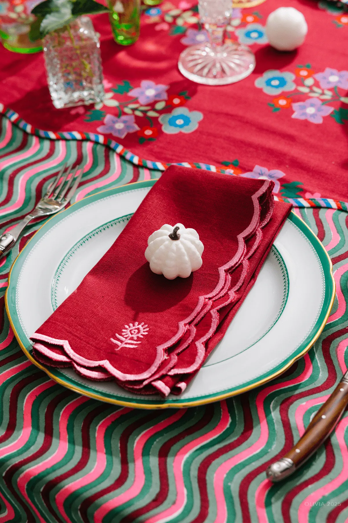 Icon Linen Napkins Set of 4 - Wine   Pink