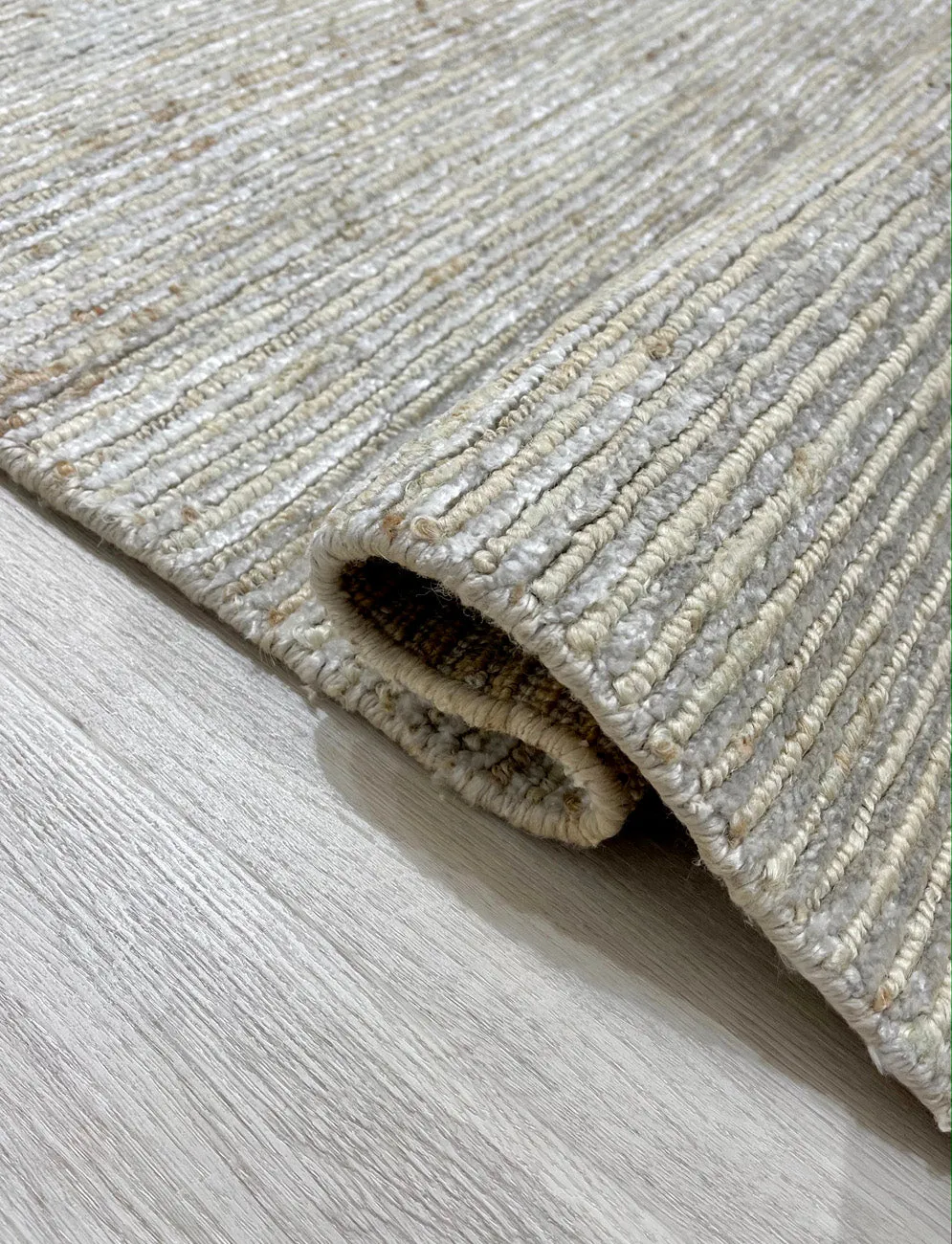 Jute Loop & Cut Silver