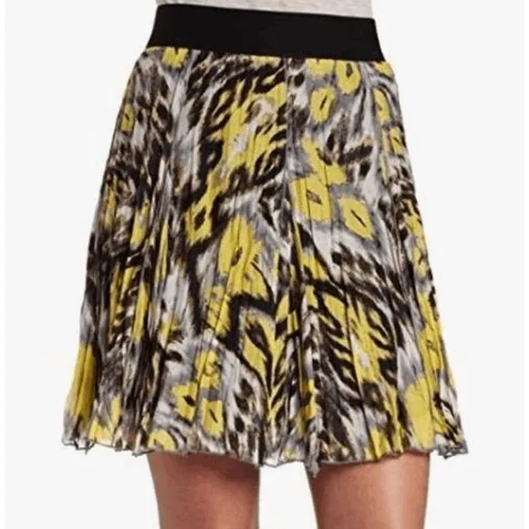 Karen Kane Yellow Gray Ikat Flare Silk Blend Mini Skirt, Size XL