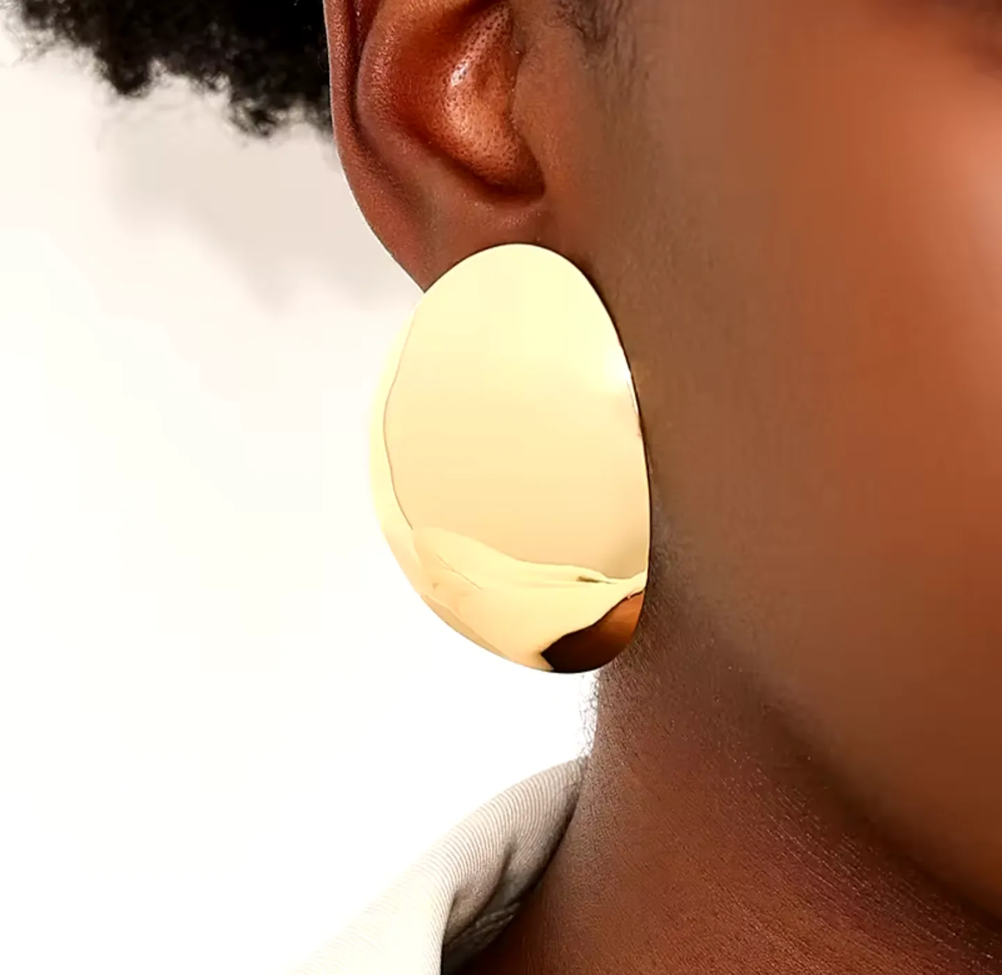 Large Oval Plate Earrings (GOLD)