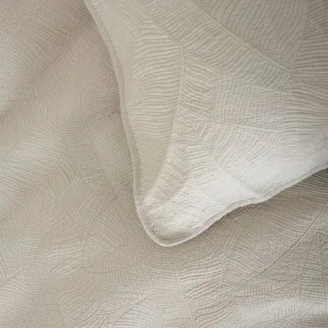 Linen House Coverlet Quilt Set Oatmeal Manon