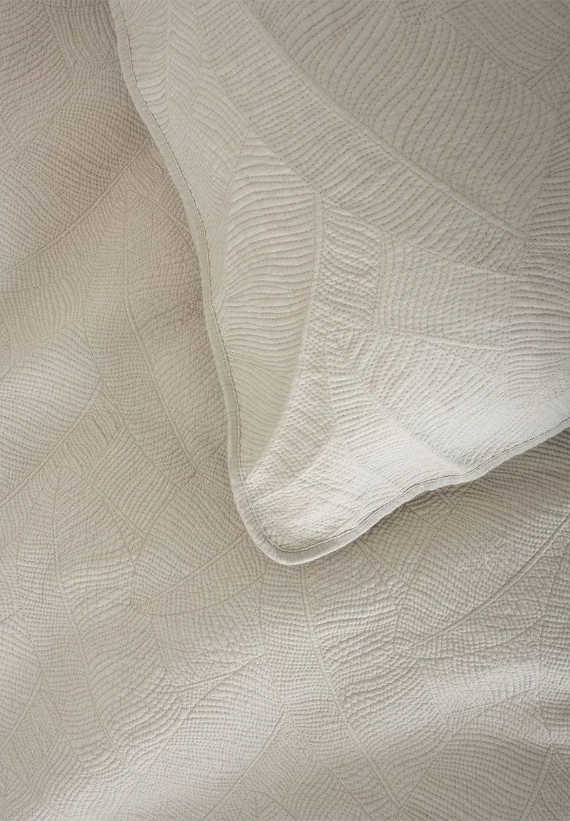 Linen House Coverlet Quilt Set Oatmeal Manon