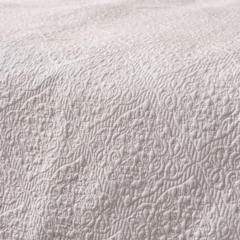 Linen House Coverlet Quilt Set White Lilou