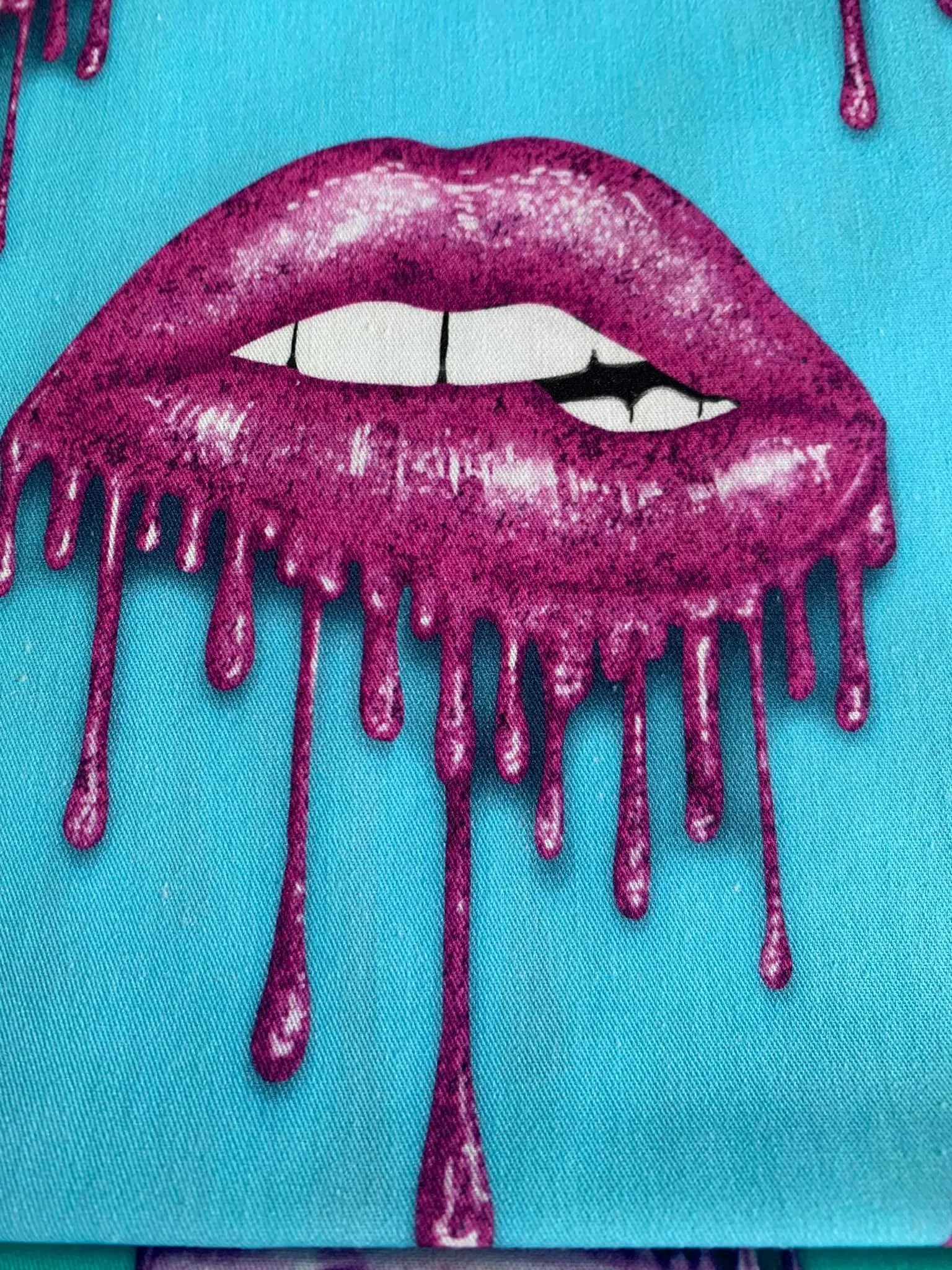 Lips Pink  - Woven