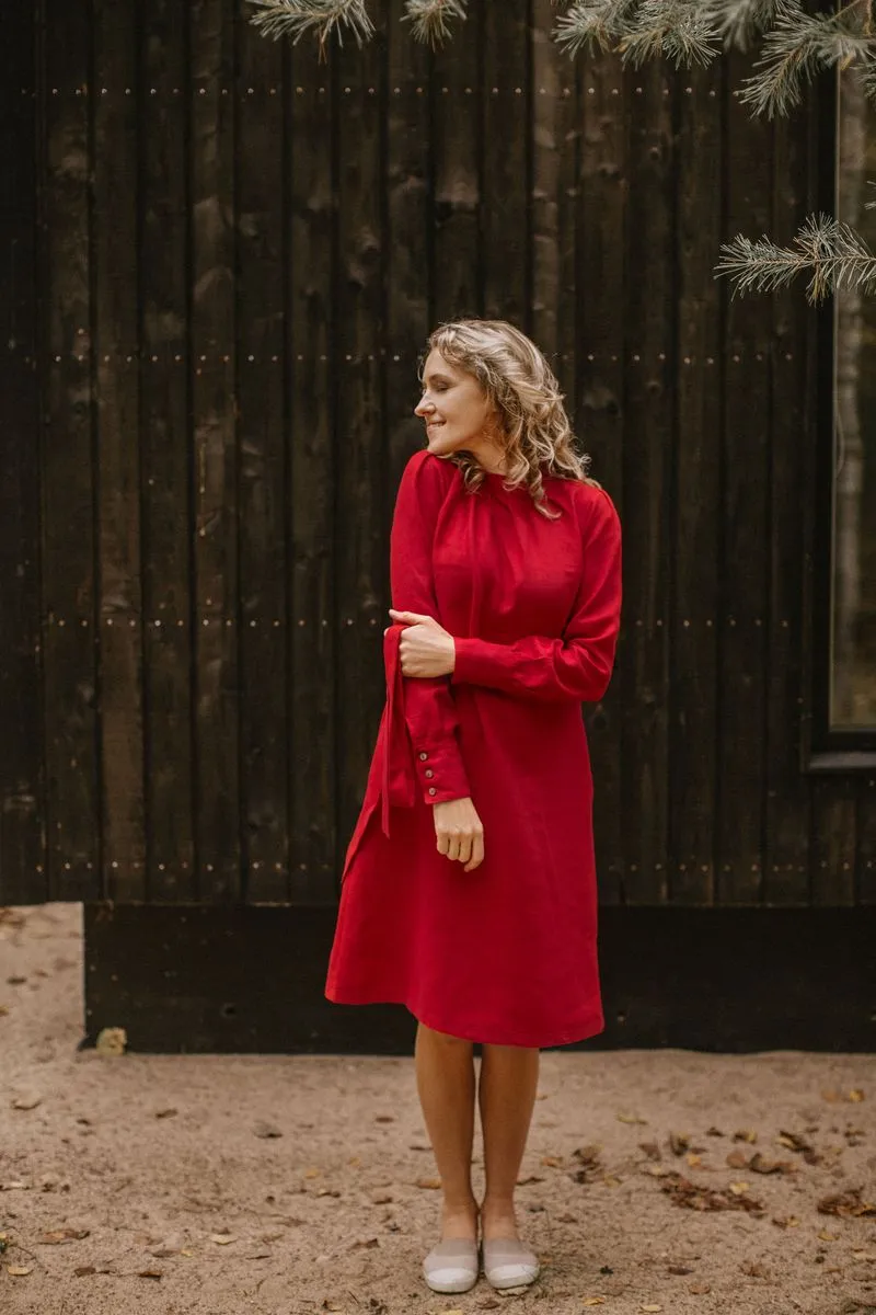 Long-Sleeves Mock-Neckline Linen Dress