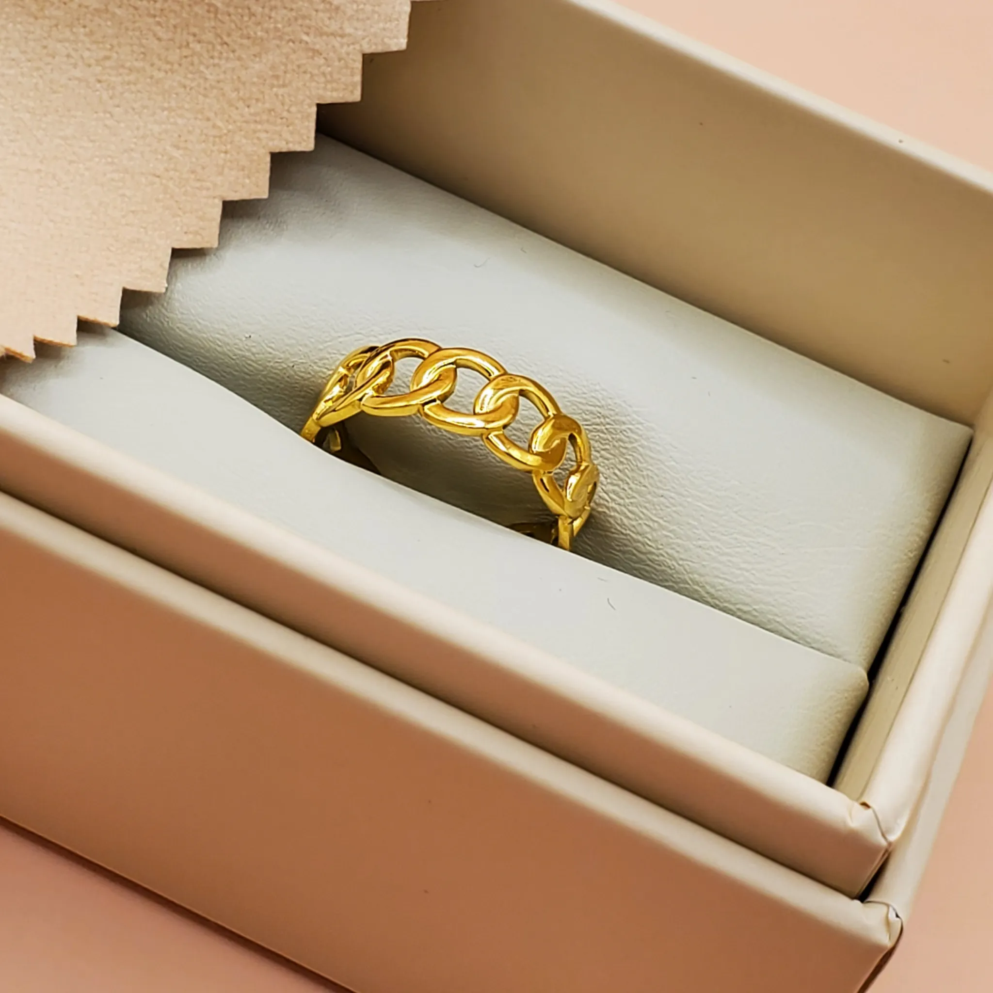 Lyric Ring
