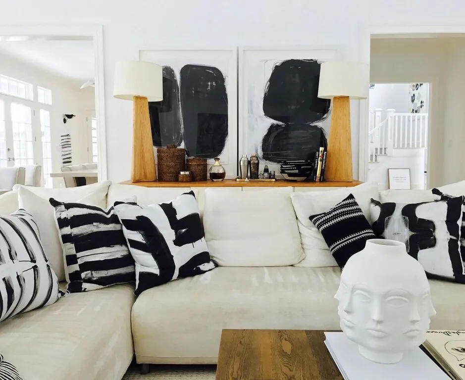 Madame Carbon Pillow