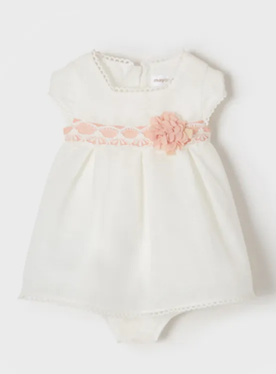 Mayoral dress.       0222923