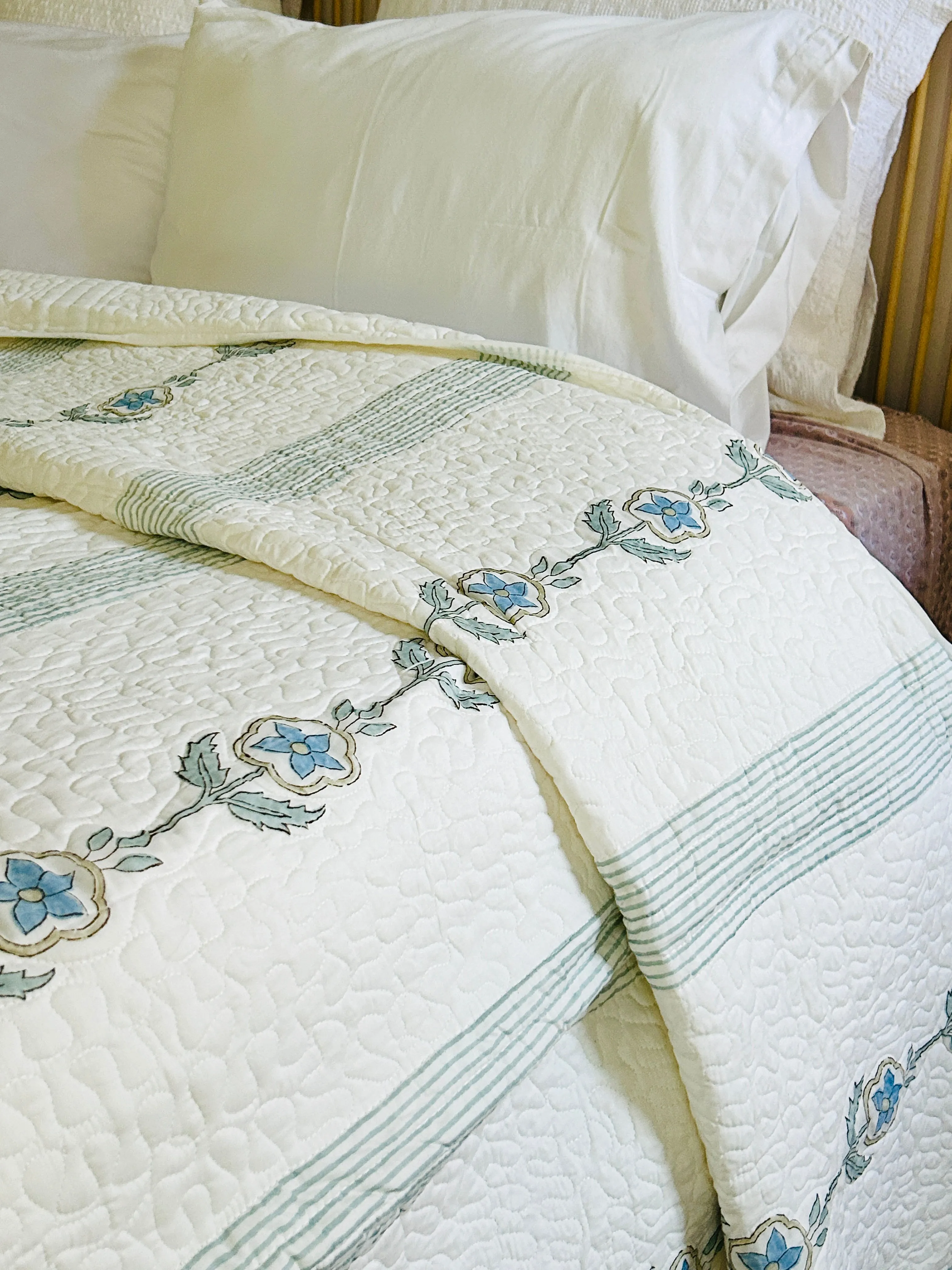 Meha | Quilted Coverlet King
