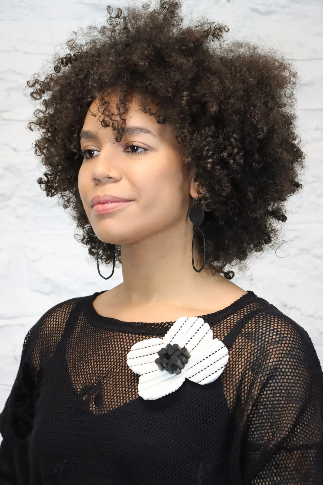 MIKAs Hana Brooch