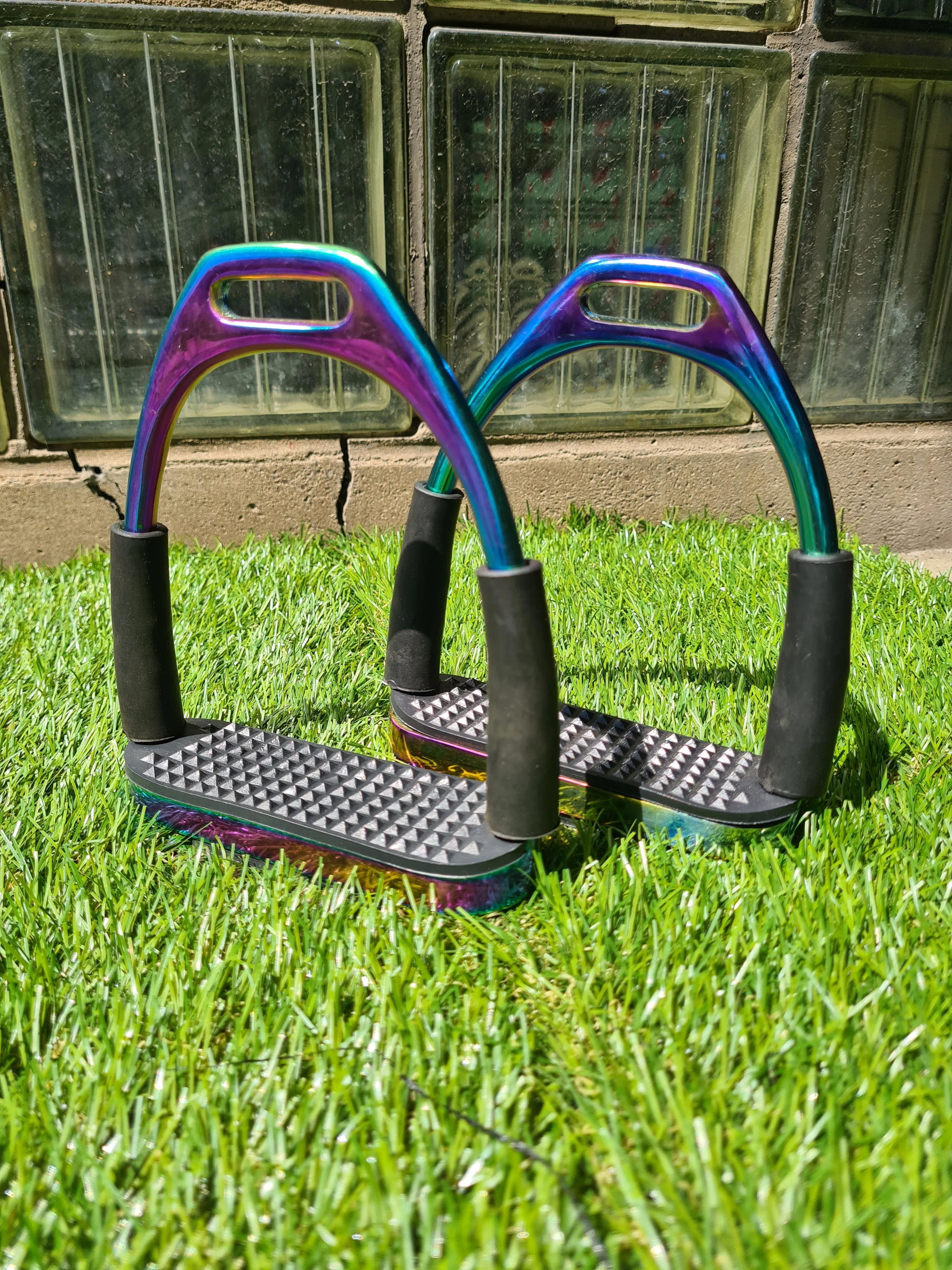 New lightweight metal stirrups  size: 4-1/2" FREE POSTAGE  🟣