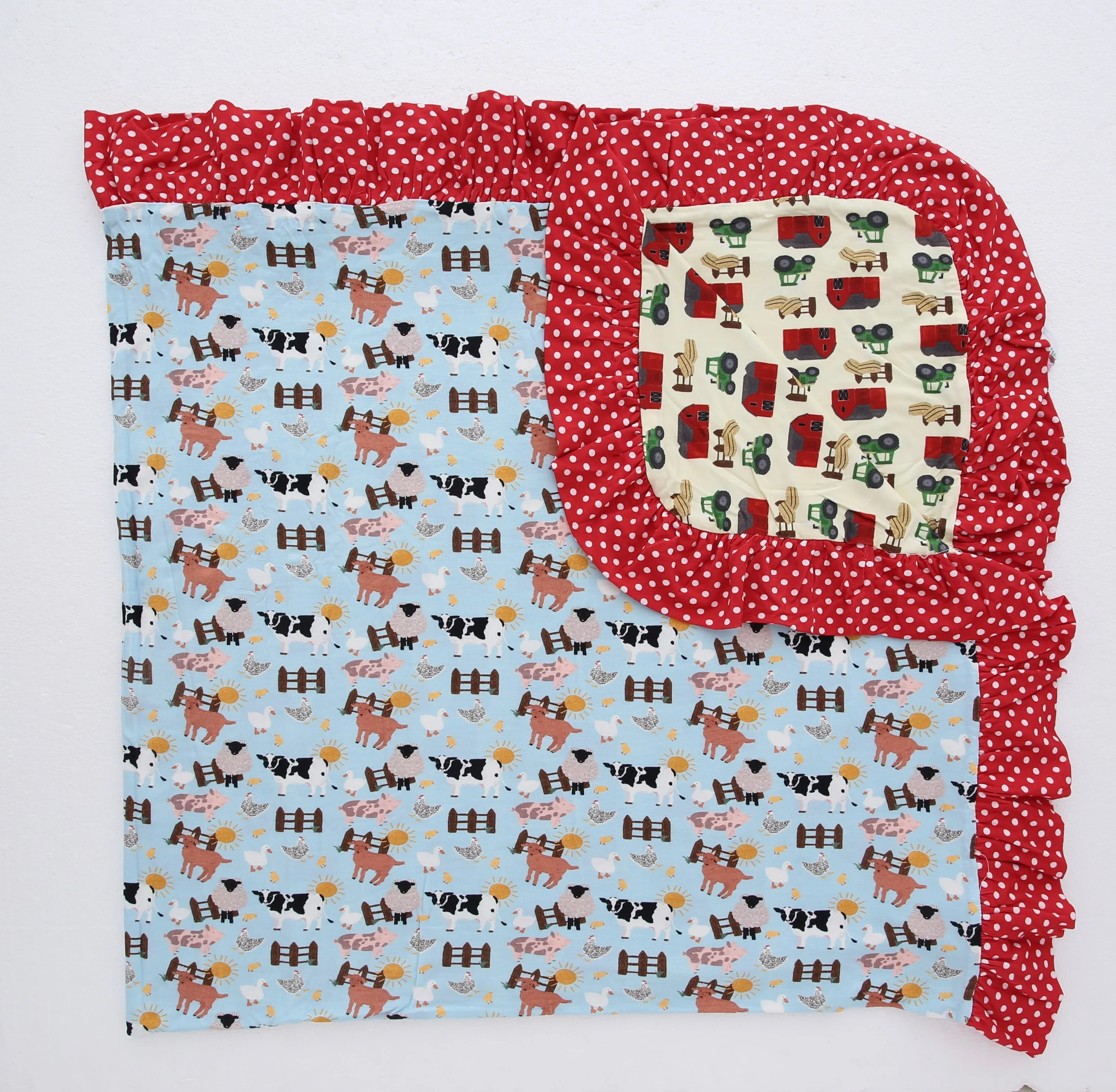 Old McDonald Ruffled Cuddle Blanket