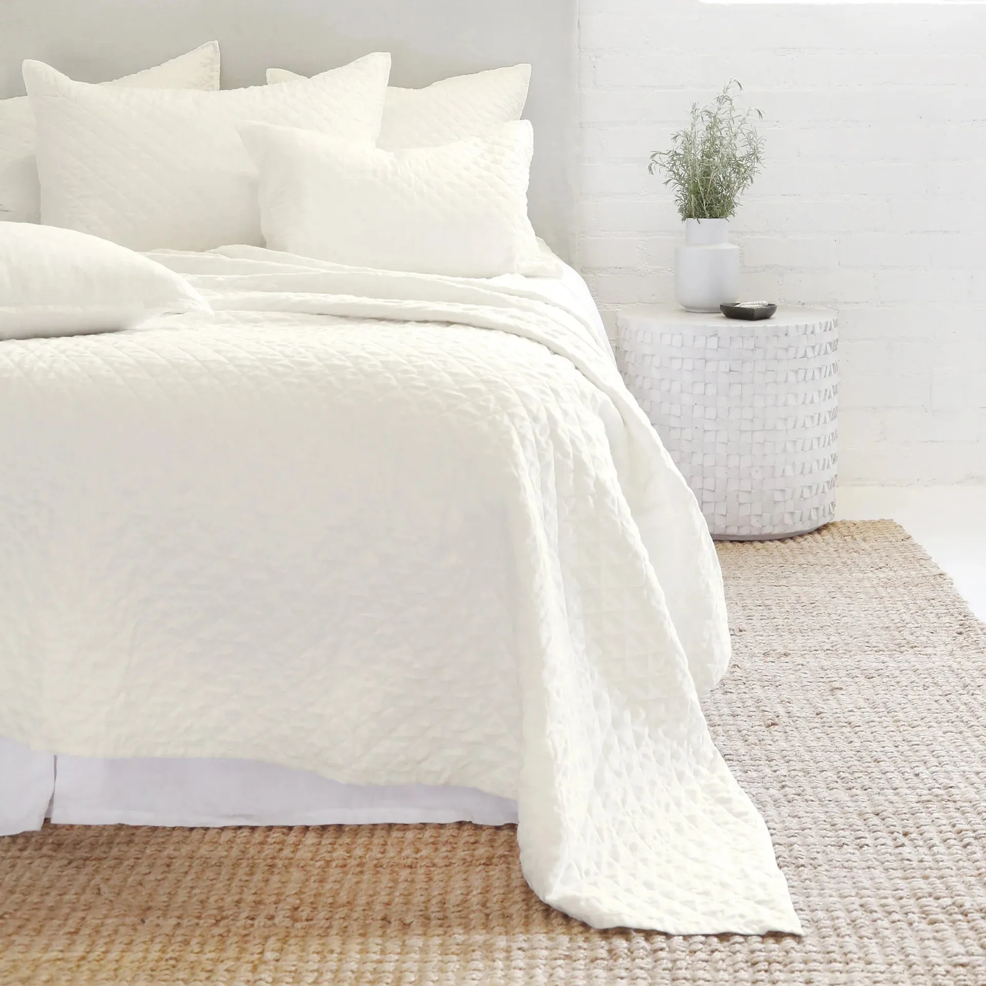 Pom Pom at Home Hampton Cream Linen Diamond Quilted Big Pillow With Insert ~ 28" X 36"