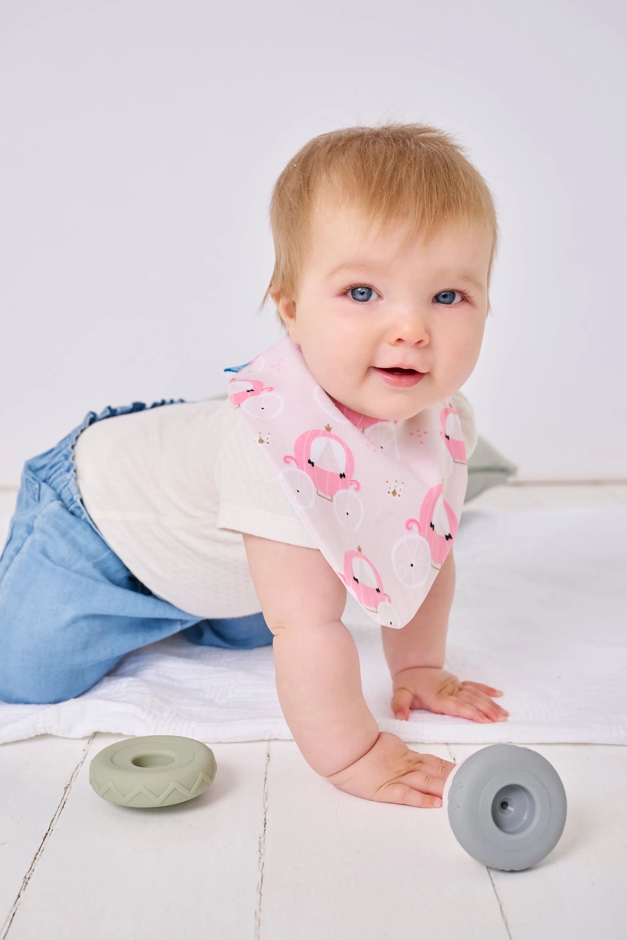 Princess Bundle of 3 Waterproof Dribble Bibs