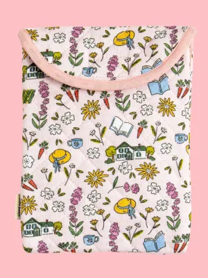 Quilted E-Reader Case - Green Gables