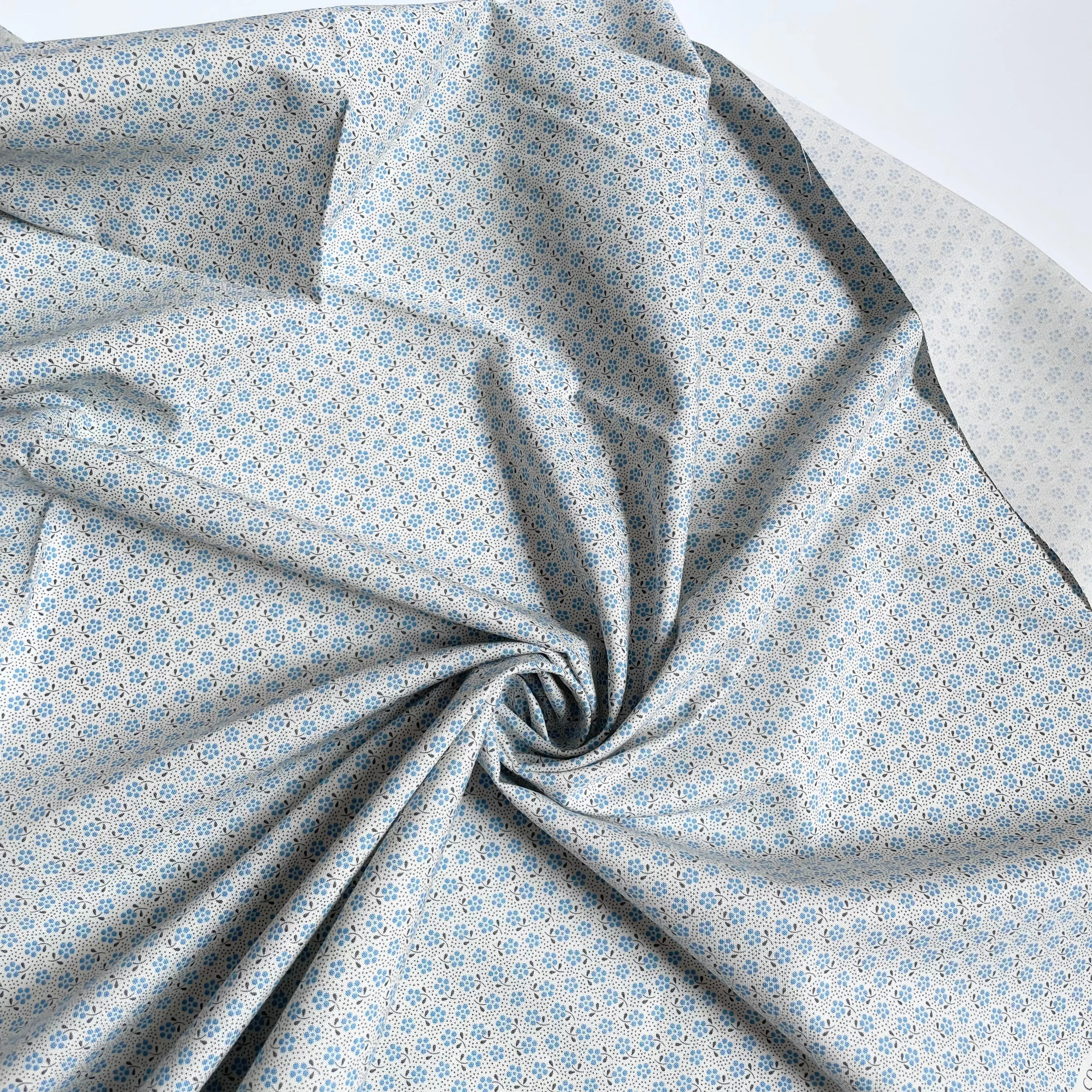 Tilda Fabrics - Meadow Basic Blue