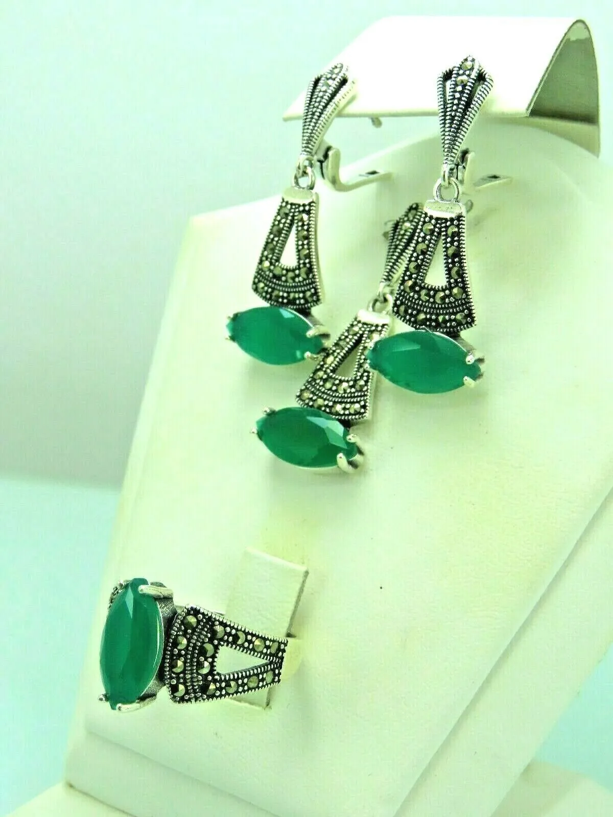 Turkish Handmade Jewelry 925 Sterling Silver Emerald Stone Women's Earrings, Pendant & Ring Jewelry Set