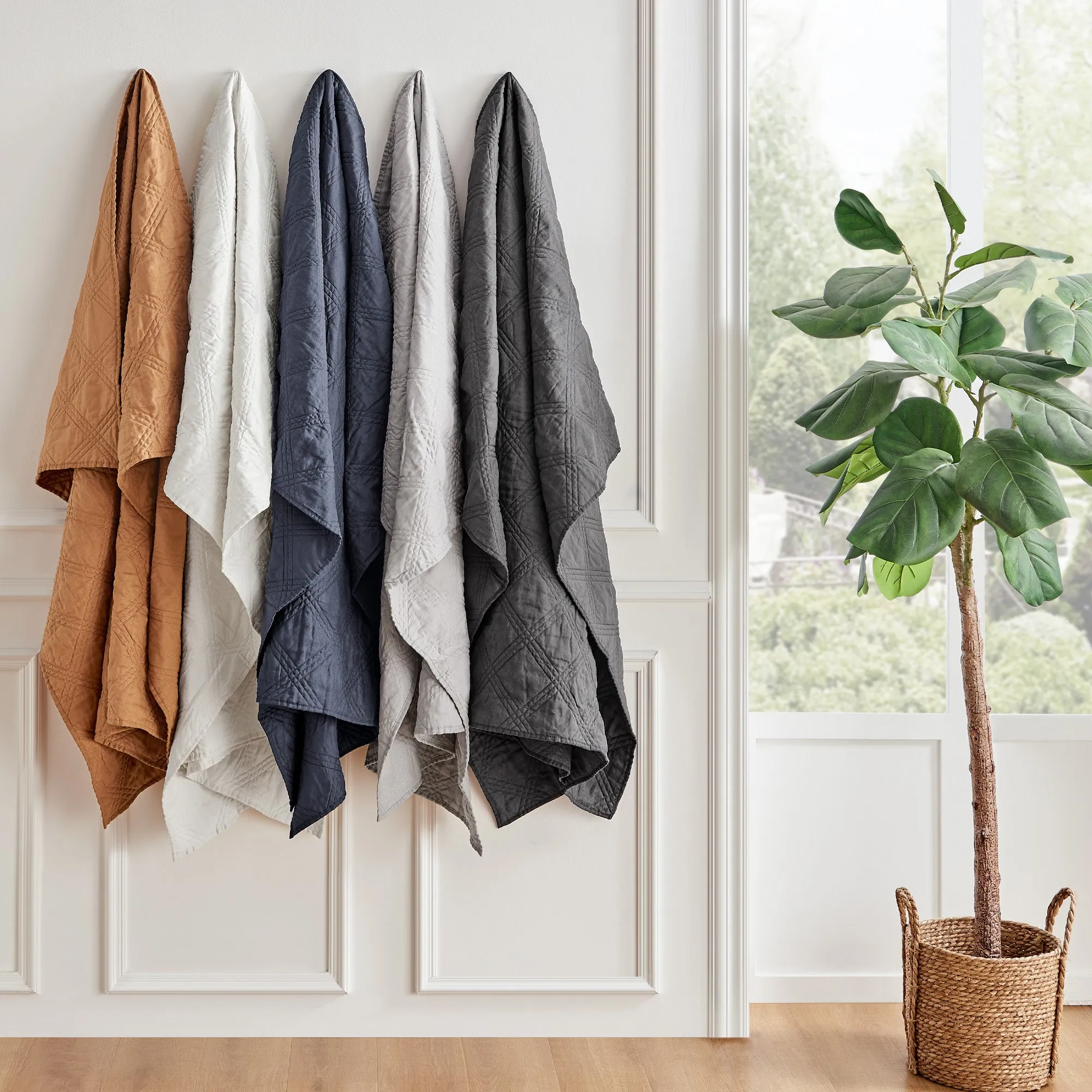 Washed Linen Quilted Throw