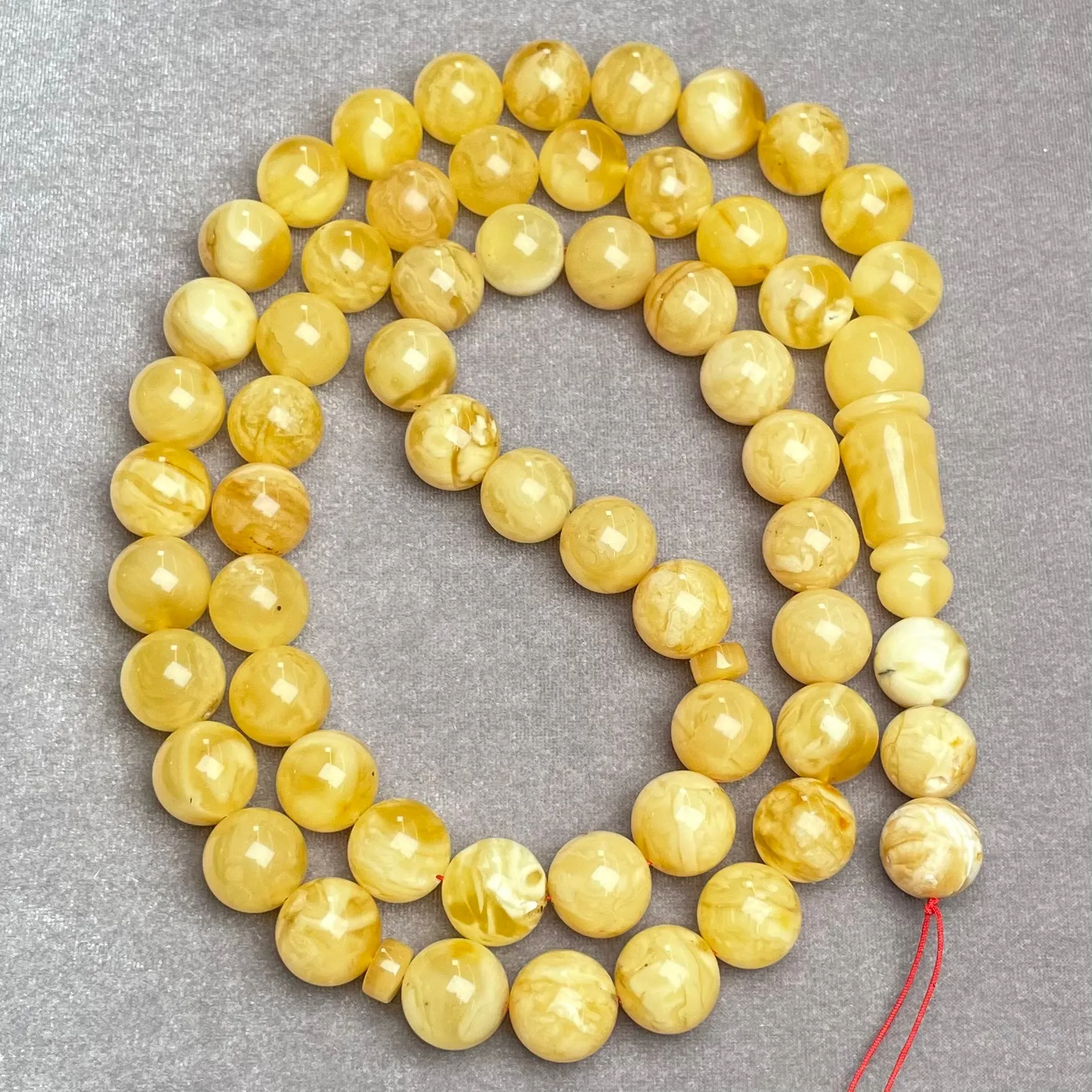 YELLOW AMBER MISBAHA 15,4mm 120,5g